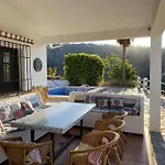 别墅 Cortijo Pena Blanca