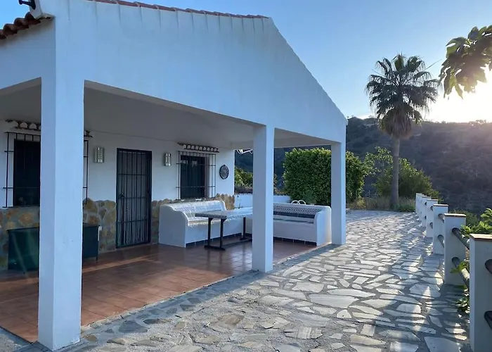 Cortijo Pena Blanca