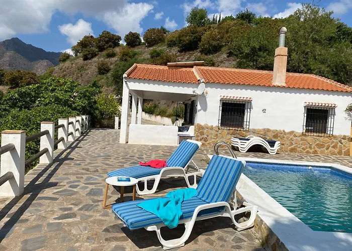 Cortijo Pena Blanca Villa *